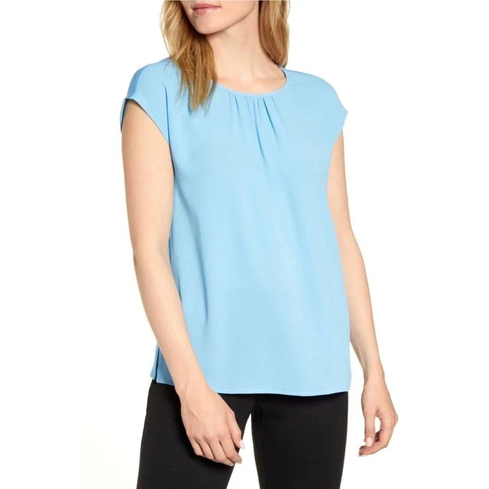 Vince Camuto Women's Blue Gathered Neck Flowy Blouse Large NWT